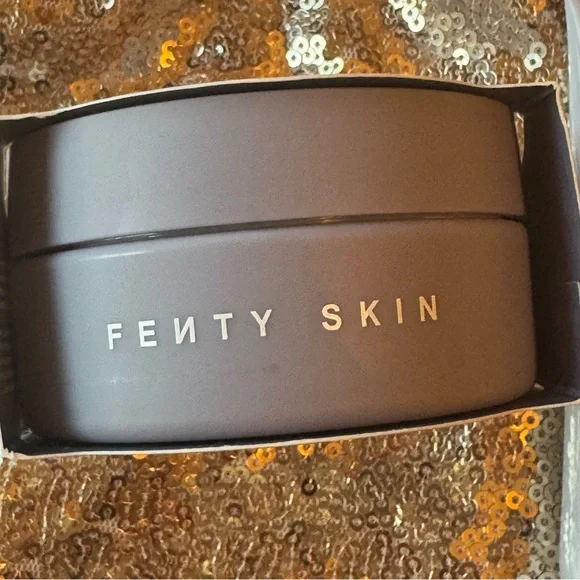 Fenty Beauty by Rihanna Bundle of 2 + Free Gift - Picture 3 of 6